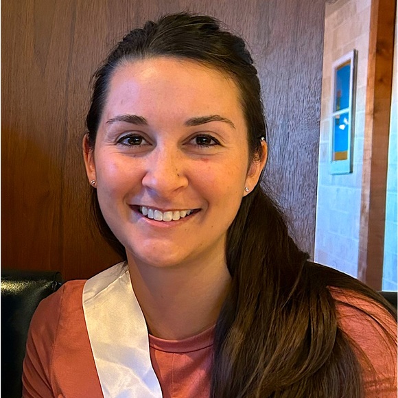 Meet your Posher, Randi - Picture 1 of 1